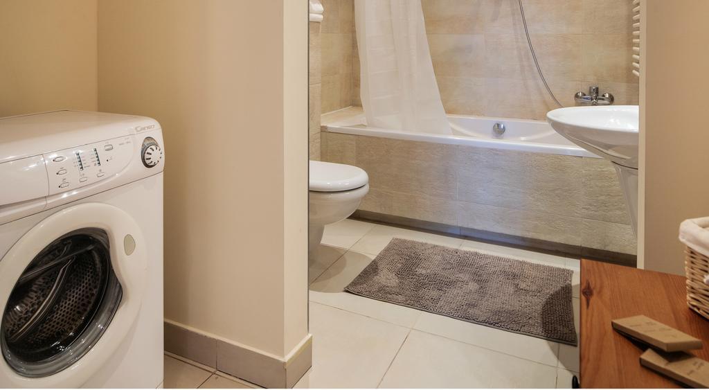 كراكوفيا M Apartments الغرفة الصورة