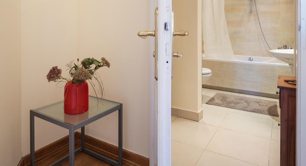 كراكوفيا M Apartments الغرفة الصورة